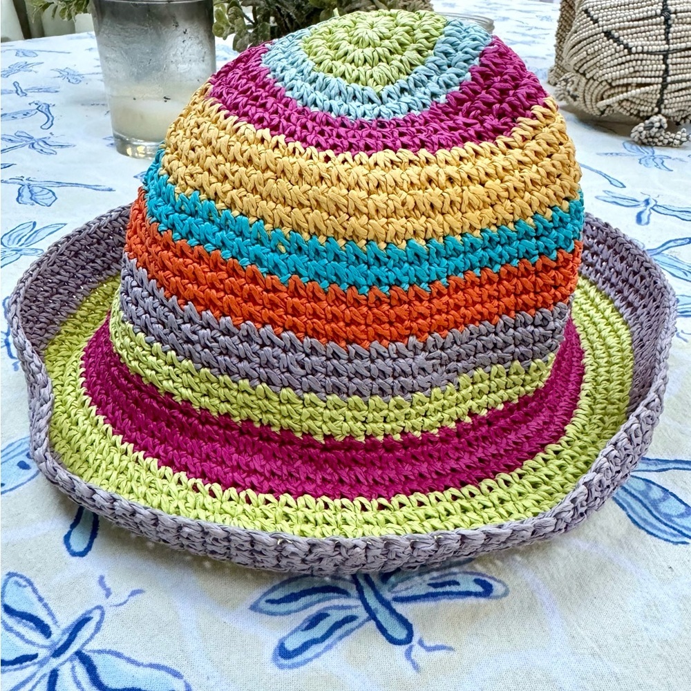 NWOT HANNA ANDERSSON GIRL’S COLORFUL HAT-MEDIUM